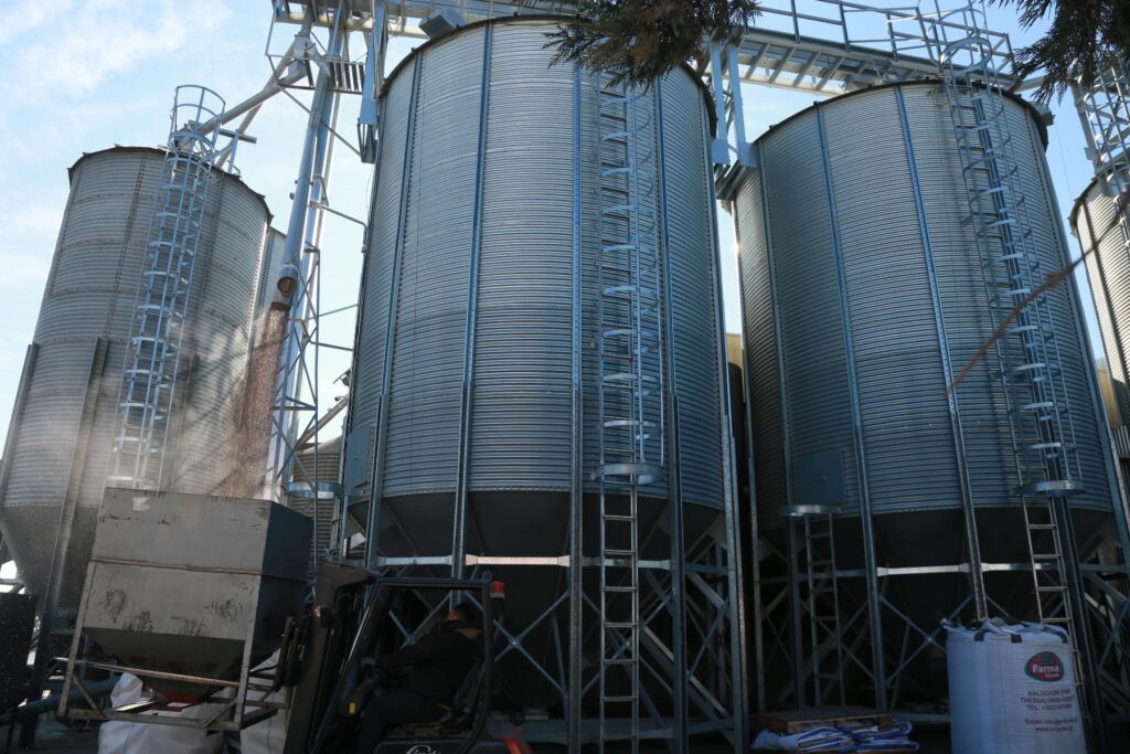 Φαρμα & Friends